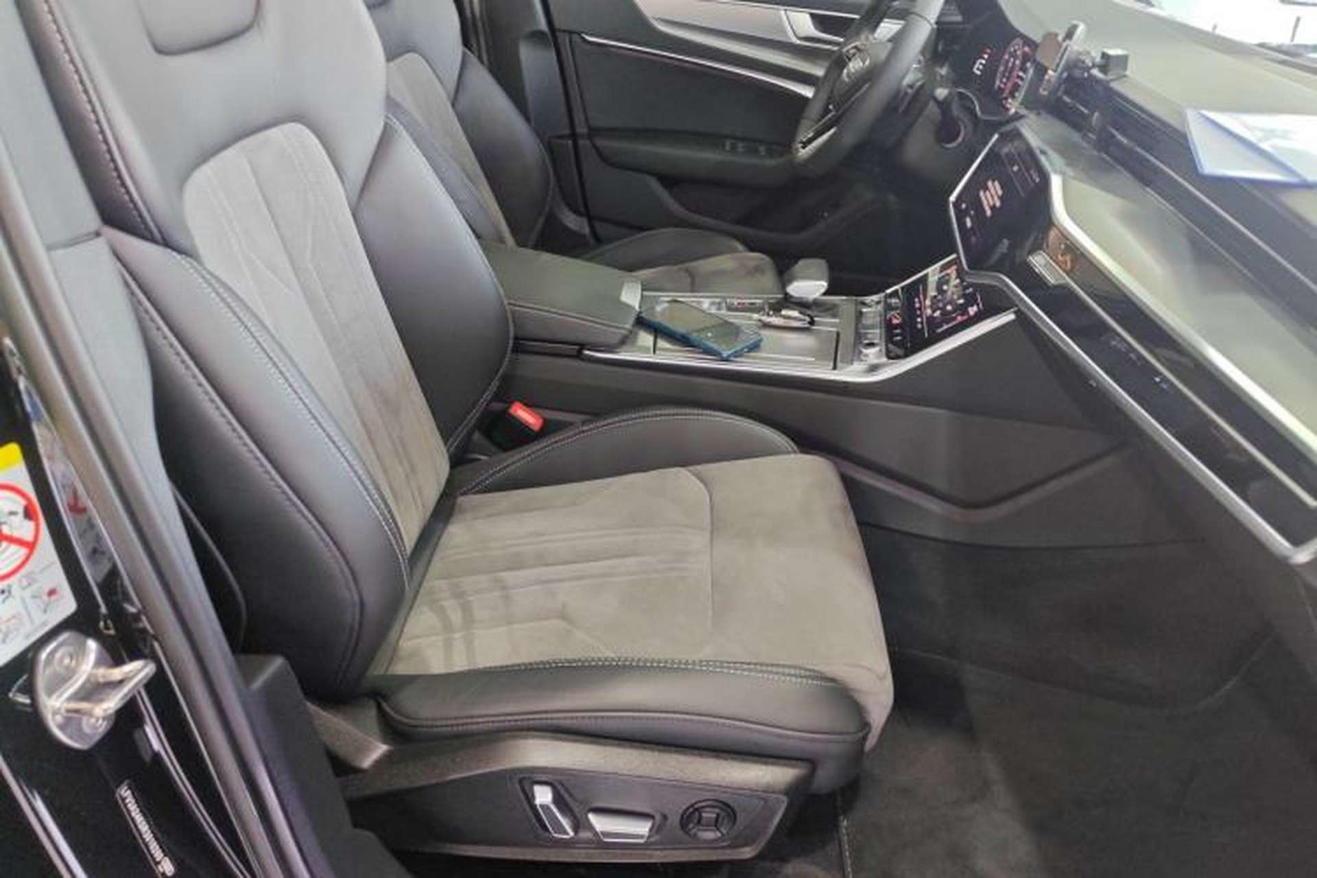 Used Audi A6L 2024 45 TFSI Prestige Dynamic Edition Right Front Seat