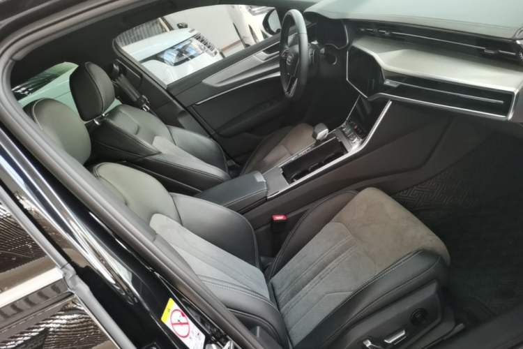 Used Audi A6L 2024 45 TFSI Prestige Dynamic Edition Right Front Seat