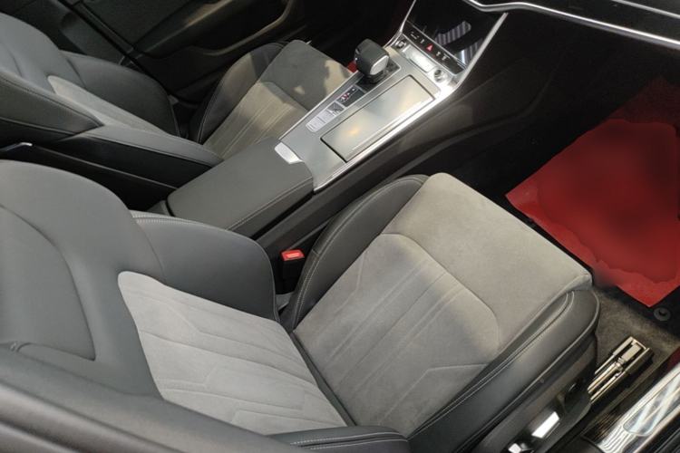 Used Audi A6L 2024 40 TFSI Luxury Dynamic Edition Right Front Seat