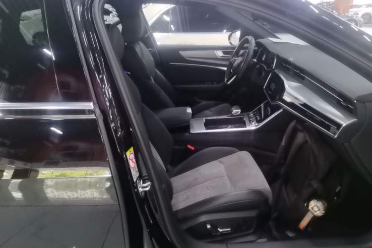 Used Audi A6L 2024 40 TFSI Luxury Dynamic Edition Right Front Seat