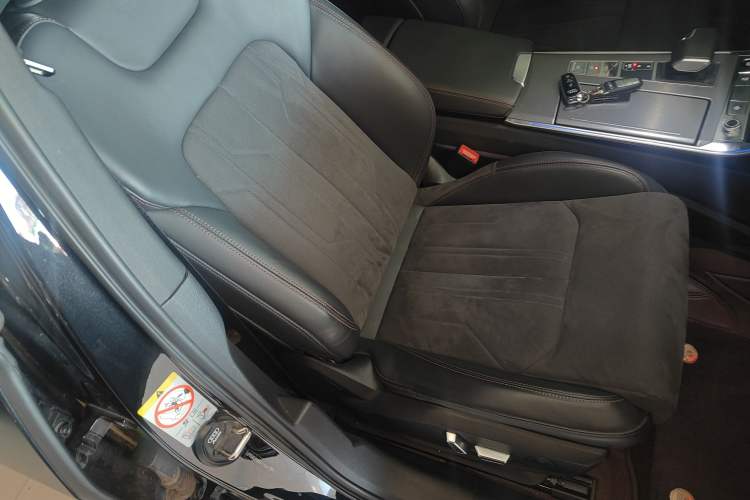 Used Audi A6L 2024 45 TFSI Prestige Dynamic Edition Right Front Seat