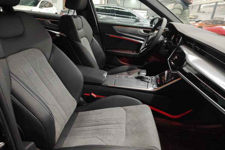 Used Audi A6L 2024 40 TFSI Luxury Dynamic Edition Right Front Seat