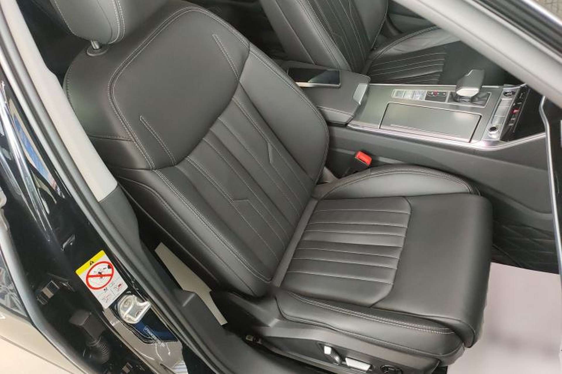 Used Audi A6L 2024 45 TFSI Prestige Dynamic Edition Right Front Seat