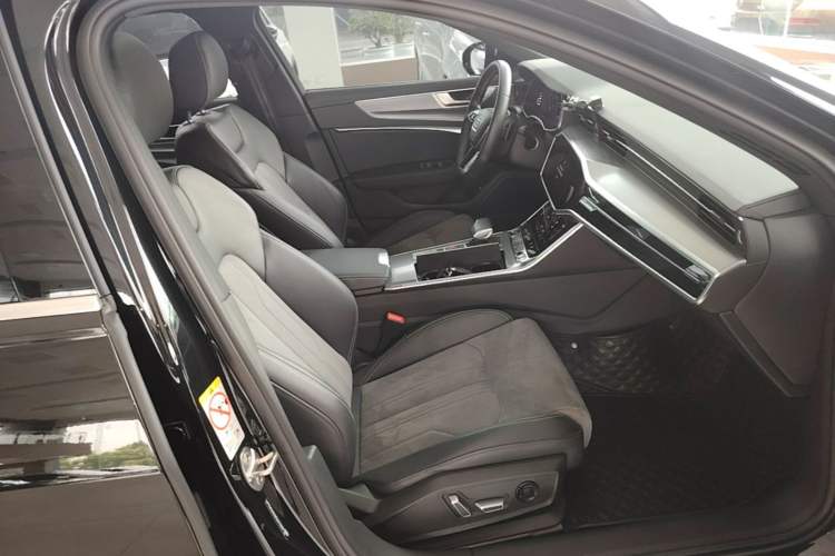 Used Audi A6L 2024 45 TFSI Prestige Dynamic Edition Right Front Seat