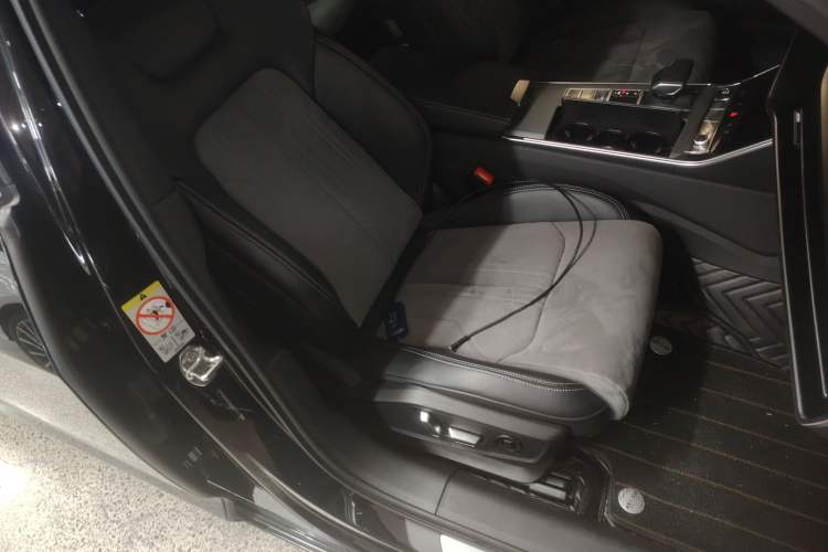 Used Audi A6L 2024 45 TFSI Prestige Dynamic Edition Right Front Seat