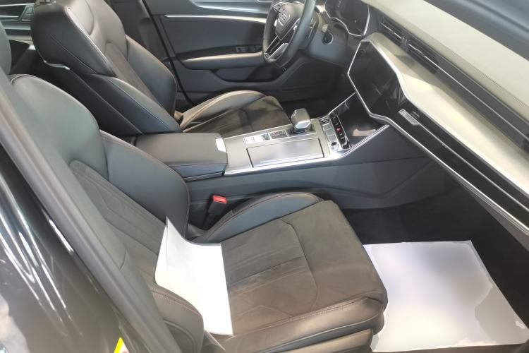 Used Audi A6L 2024 45 TFSI Prestige Dynamic Edition Right Front Seat