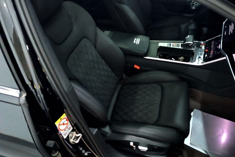 Used Audi A6L 2024 45 TFSI quattro Prestige Dynamic Edition Right Front Seat