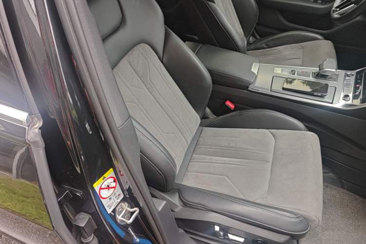 Used Audi A6L 2024 45 TFSI Prestige Dynamic Edition Right Front Seat