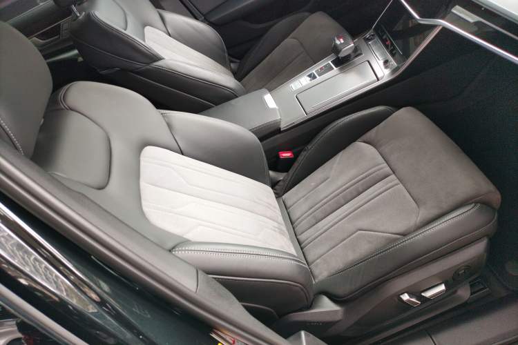 Used Audi A6L 2024 45 TFSI Prestige Dynamic Edition Right Front Seat