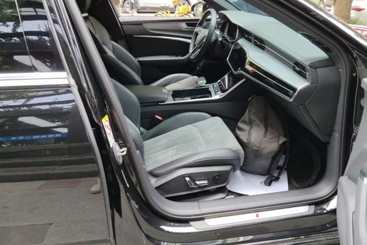 Used Audi A6L 2024 45 TFSI Prestige Dynamic Edition Right Front Seat