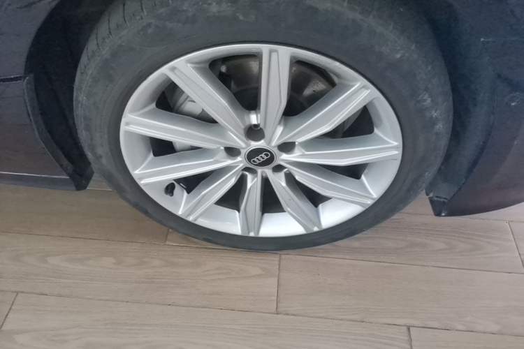 Used Audi A6L 2024 45 TFSI Prestige Dynamic Edition Right Front Wheel Hub