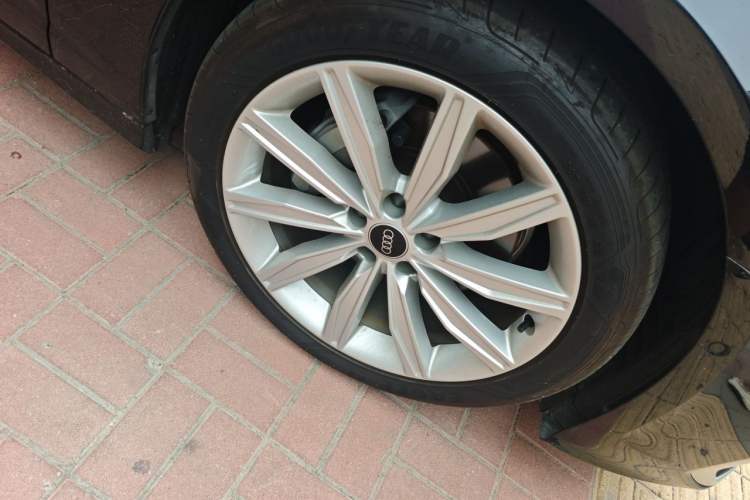Used Audi A6L 2024 45 TFSI Prestige Dynamic Edition Right Front Wheel Hub