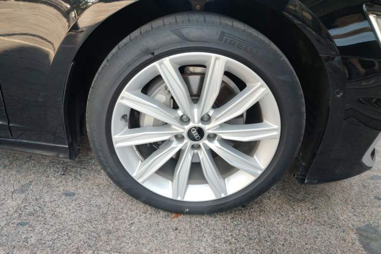 Used Audi A6L 2024 45 TFSI Prestige Dynamic Edition Right Front Wheel Hub