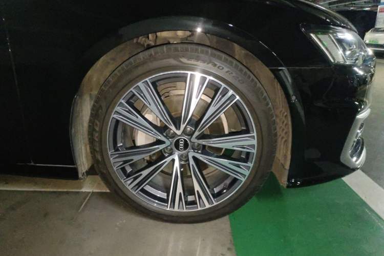 Used Audi A6L 2024 45 TFSI Prestige Dynamic Edition Right Front Wheel Hub