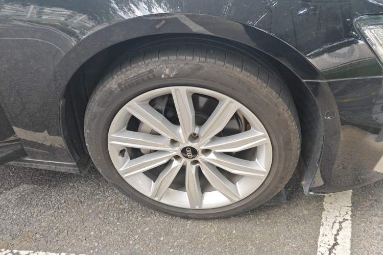 Used Audi A6L 2024 45 TFSI Prestige Dynamic Edition Right Front Wheel Hub