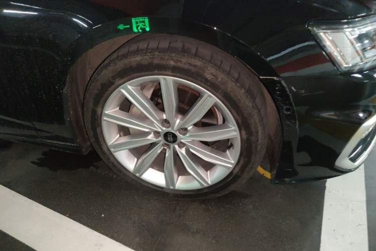 Used Audi A6L 2024 45 TFSI Prestige Dynamic Edition Right Front Wheel Hub