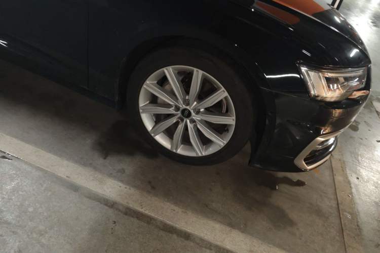 Used Audi A6L 2024 45 TFSI Prestige Dynamic Edition Right Front Wheel Hub