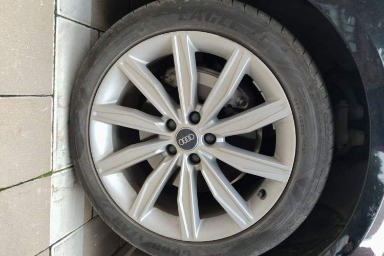 Used Audi A6L 2024 45 TFSI Prestige Dynamic Edition Right Front Wheel Hub