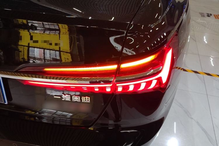 Used Audi A6L 2024 45 TFSI Prestige Dynamic Edition Right Rear Taillight