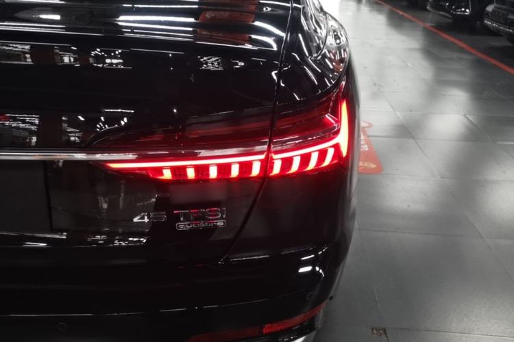 Used Audi A6L 2024 45 TFSI quattro Prestige Dynamic Edition Right Rear Taillight