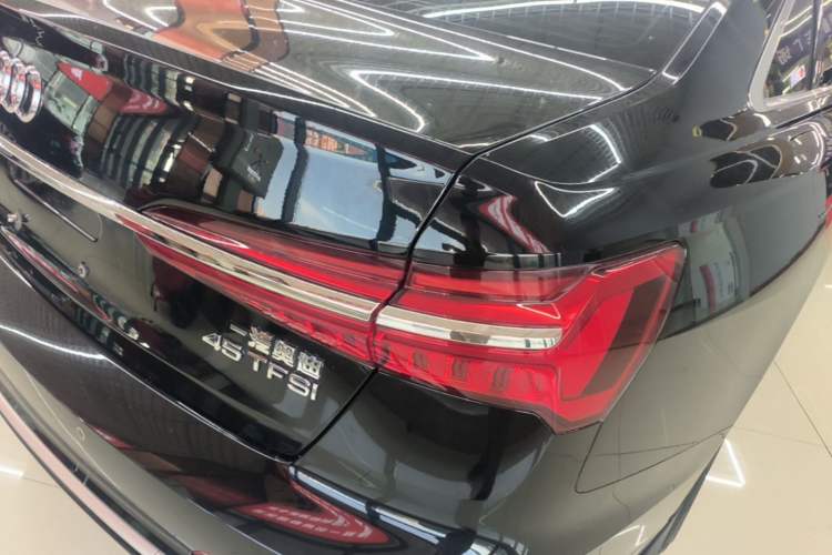 Used Audi A6L 2024 45 TFSI Prestige Dynamic Edition Right Rear Taillight