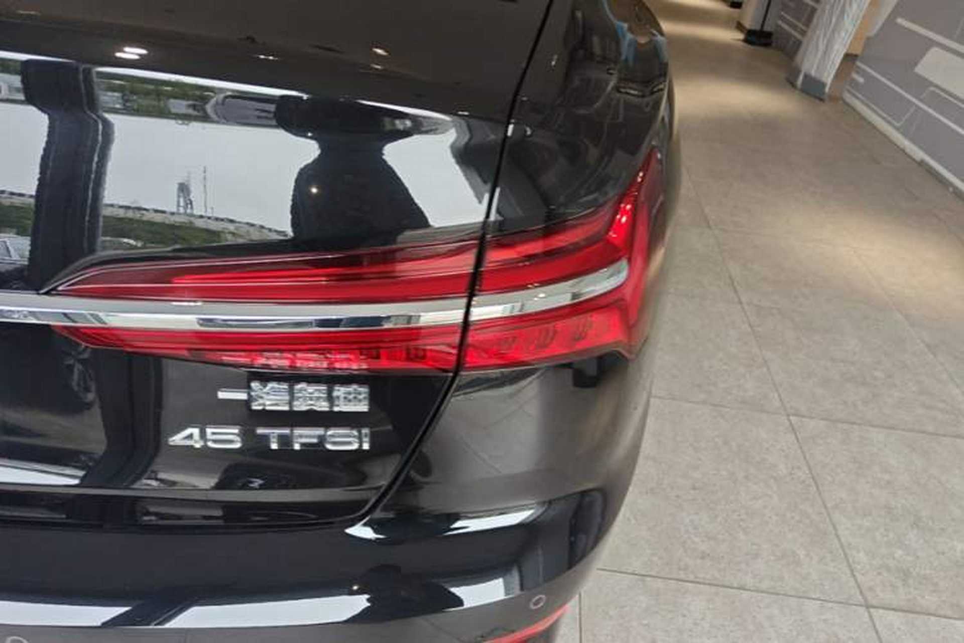 Used Audi A6L 2024 45 TFSI Prestige Dynamic Edition Right Rear Taillight