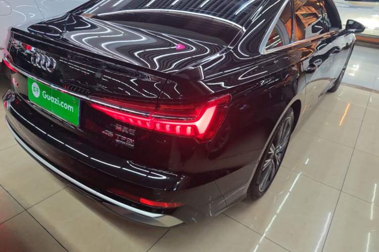 Used Audi A6L 2024 45 TFSI quattro Prestige Dynamic Edition Right Rear Taillight