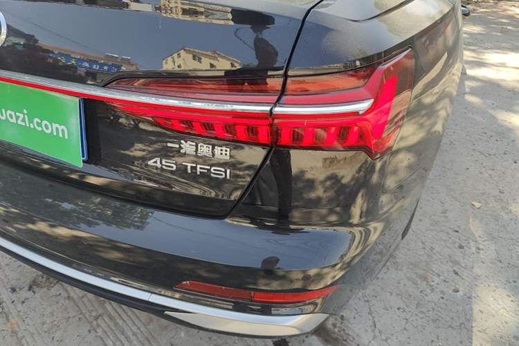 Used Audi A6L 2024 45 TFSI Prestige Dynamic Edition Right Rear Taillight