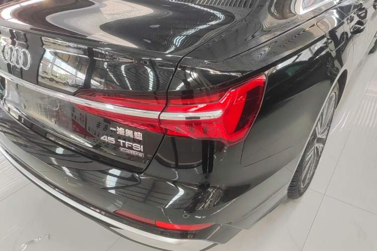 Used Audi A6L 2024 45 TFSI Prestige Dynamic Edition Right Rear Taillight