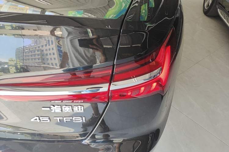 Used Audi A6L 2024 45 TFSI Prestige Dynamic Edition Right Rear Taillight