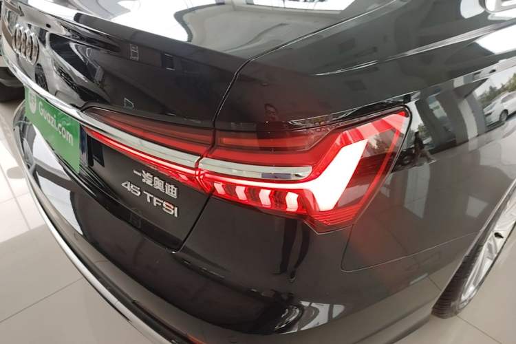 Used Audi A6L 2024 45 TFSI Prestige Dynamic Edition Right Rear Taillight