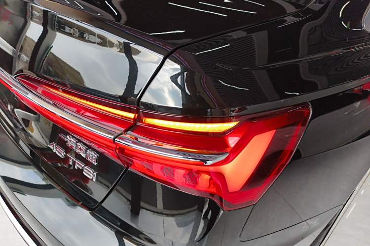 Used Audi A6L 2024 45 TFSI Prestige Dynamic Edition Right Rear Taillight