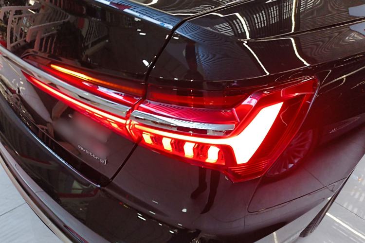 Used Audi A6L 2024 45 TFSI quattro Prestige Dynamic Edition Right Rear Taillight