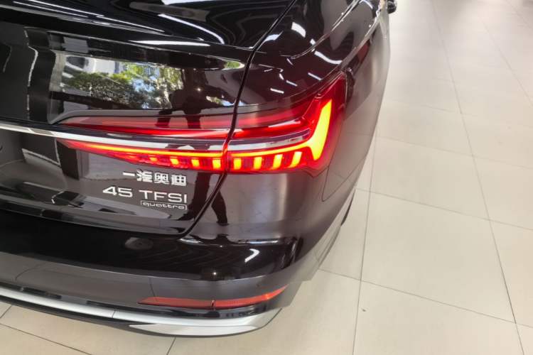 Used Audi A6L 2024 45 TFSI Prestige Dynamic Edition Right Rear Taillight