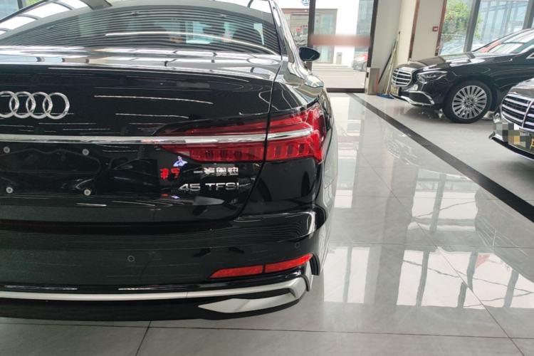 Used Audi A6L 2024 45 TFSI Prestige Dynamic Edition Right Rear Taillight
