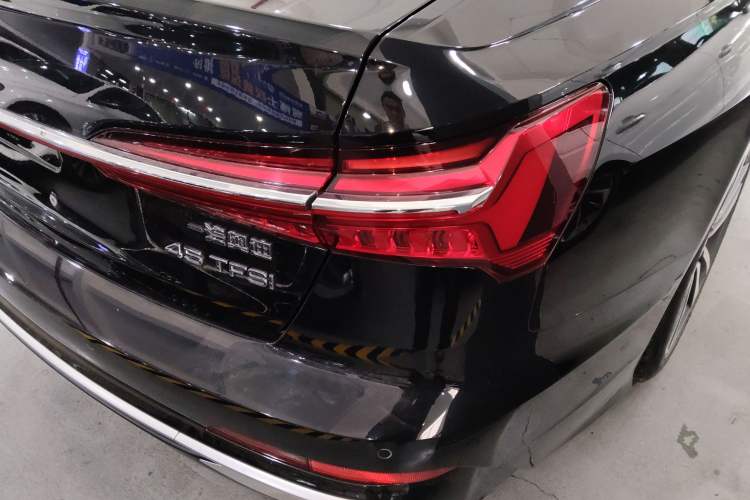 Used Audi A6L 2024 40 TFSI Luxury Dynamic Edition Right Rear Taillight