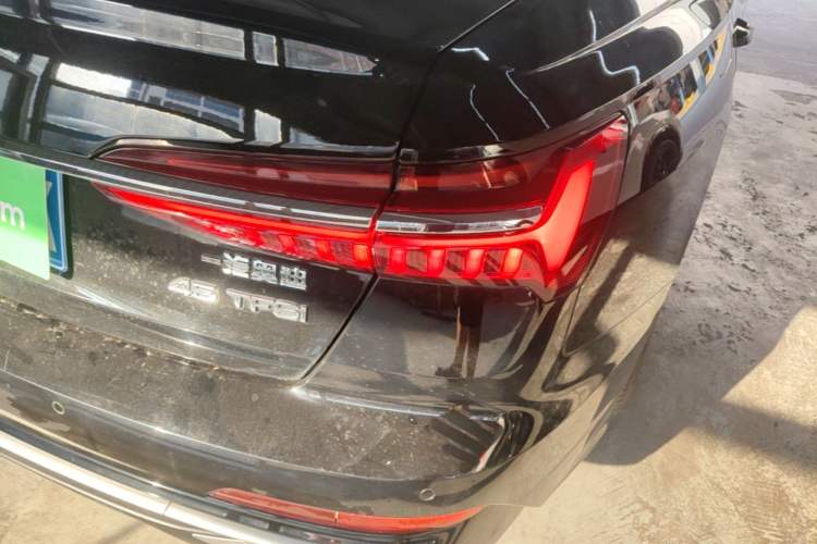 Used Audi A6L 2024 45 TFSI Prestige Dynamic Edition Right Rear Taillight