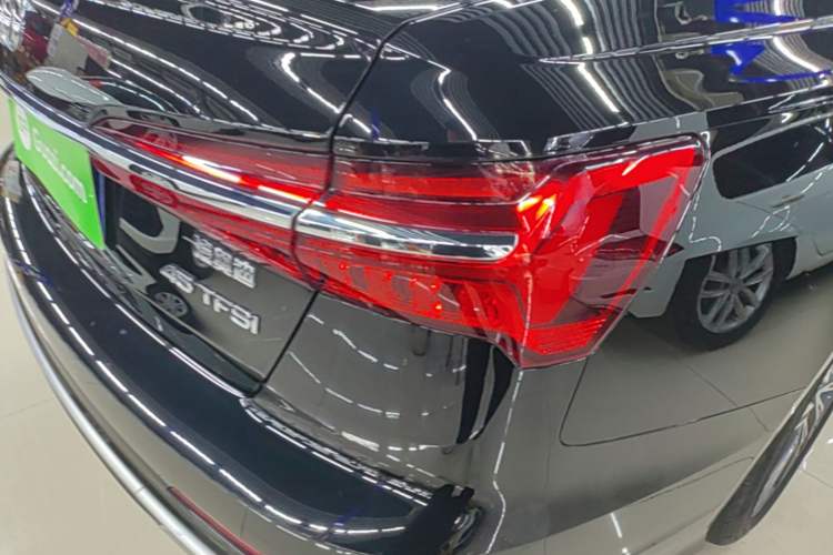 Used Audi A6L 2024 45 TFSI Prestige Dynamic Edition Right Rear Taillight