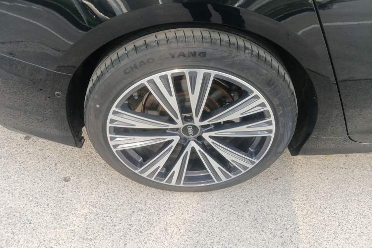Used Audi A6L 2024 45 TFSI Prestige Dynamic Edition Right Rear Wheel Hub