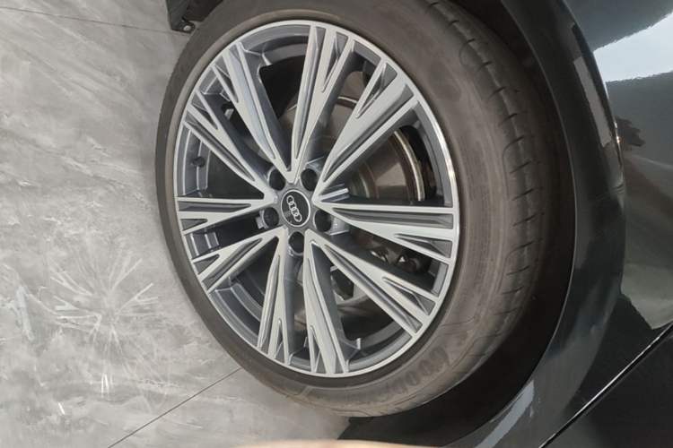 Used Audi A6L 2024 45 TFSI Prestige Dynamic Edition Right Rear Wheel Hub