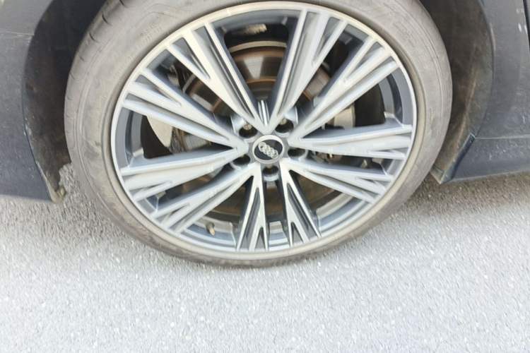 Used Audi A6L 2024 45 TFSI Prestige Dynamic Edition Right Rear Wheel Hub