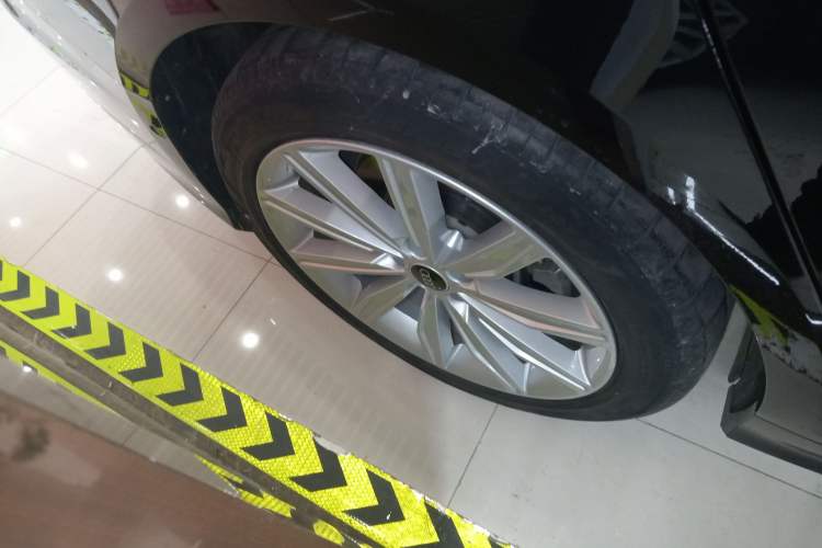 Used Audi A6L 2024 45 TFSI Prestige Dynamic Edition Right Rear Wheel Hub