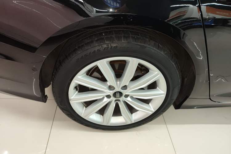 Used Audi A6L 2024 45 TFSI Prestige Dynamic Edition Right Rear Wheel Hub