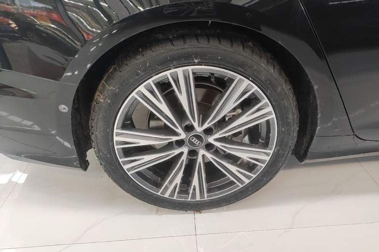 Used Audi A6L 2024 45 TFSI Prestige Dynamic Edition Right Rear Wheel Hub