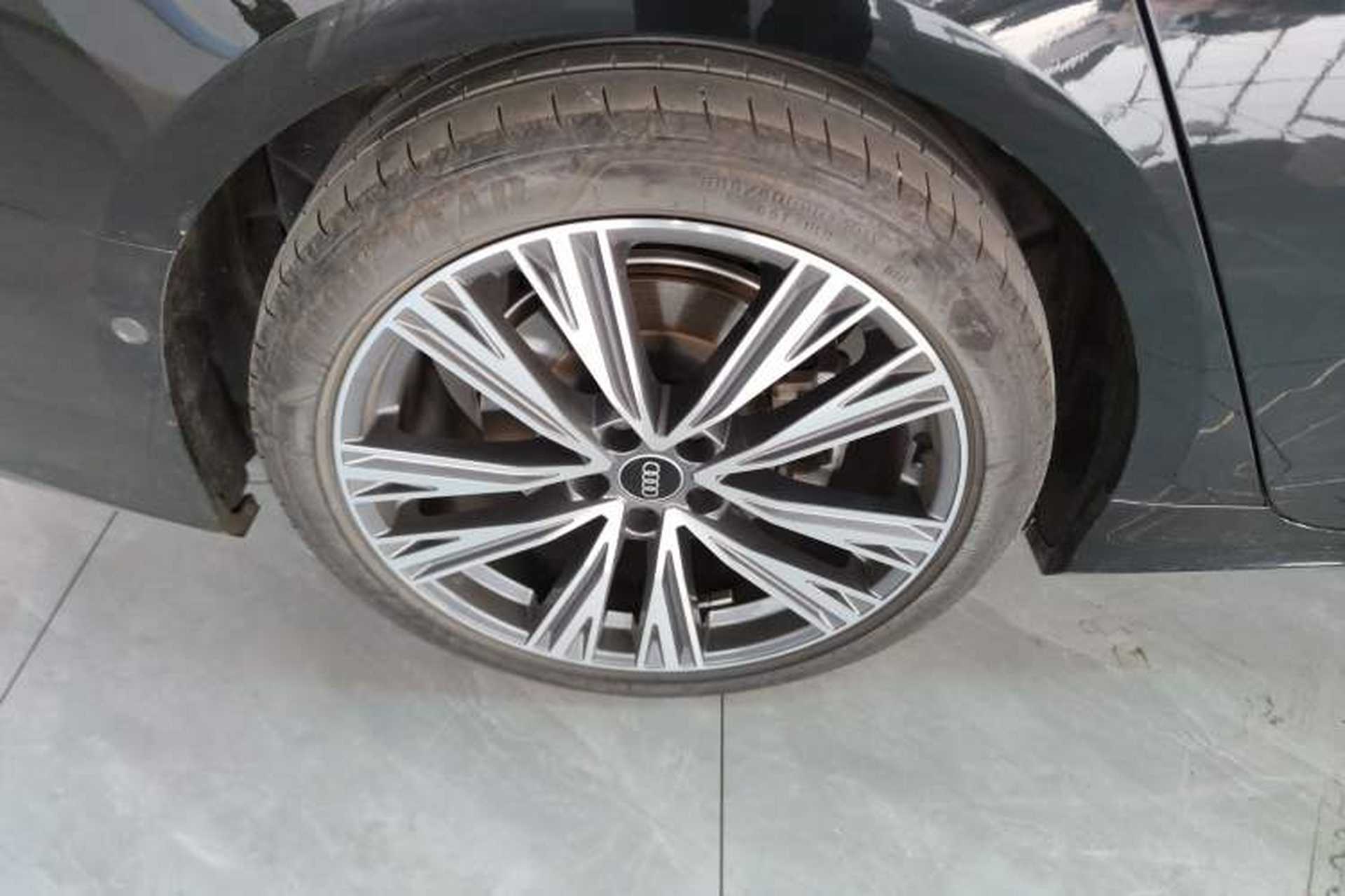 Used Audi A6L 2024 45 TFSI quattro Prestige Dynamic Edition Right Rear Wheel Hub