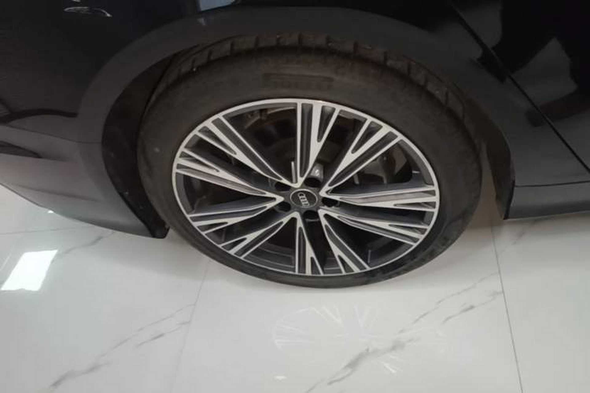 Used Audi A6L  Right Rear Wheel Hub