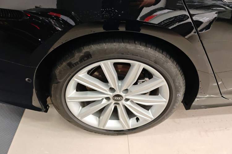 Used Audi A6L 2024 45 TFSI Prestige Dynamic Edition Right Rear Wheel Hub