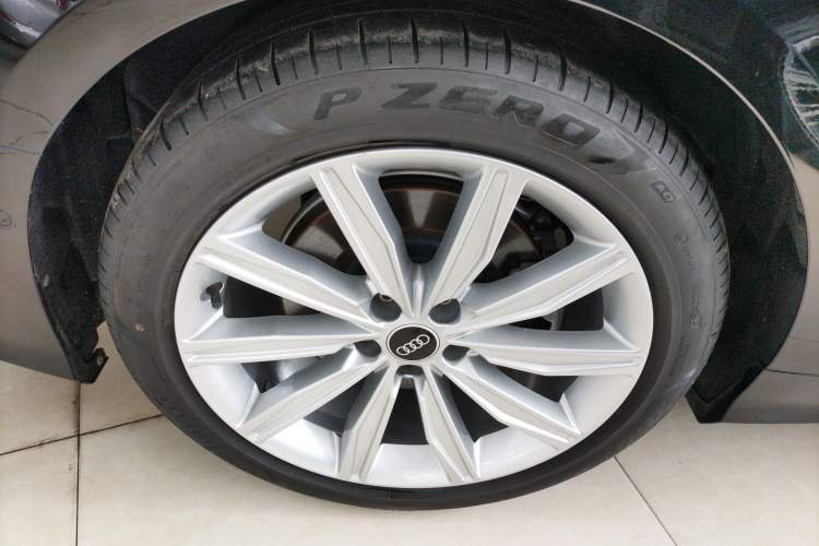 Used Audi A6L 2024 45 TFSI Prestige Dynamic Edition Right Rear Wheel Hub