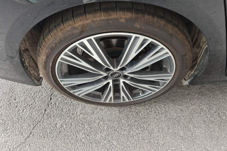 Used Audi A6L 2024 45 TFSI quattro Prestige Dynamic Edition Right Rear Wheel Hub