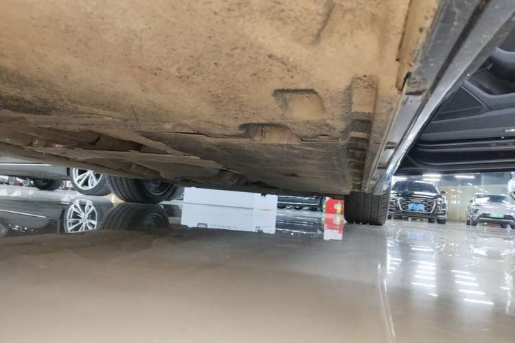 Used Audi A6L 2024 45 TFSI quattro Prestige Dynamic Edition Right Side Sill